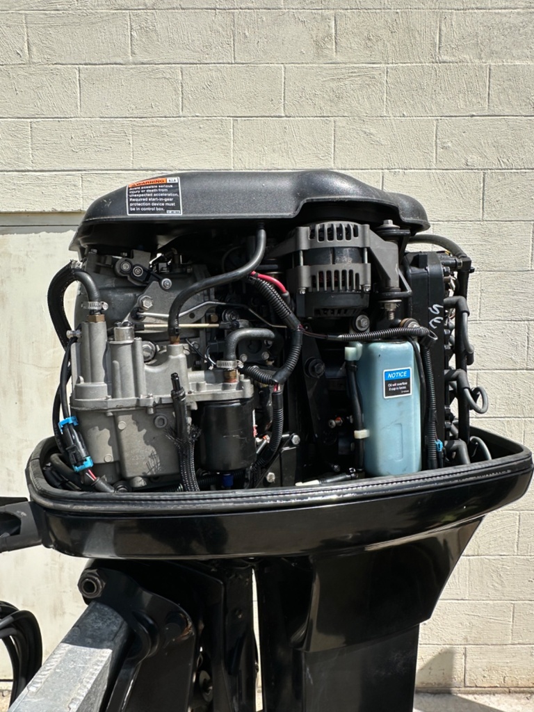 2006 Mercury 150HP 2 Stroke EFI Outboard Engine 25" Shaft 302 Hours