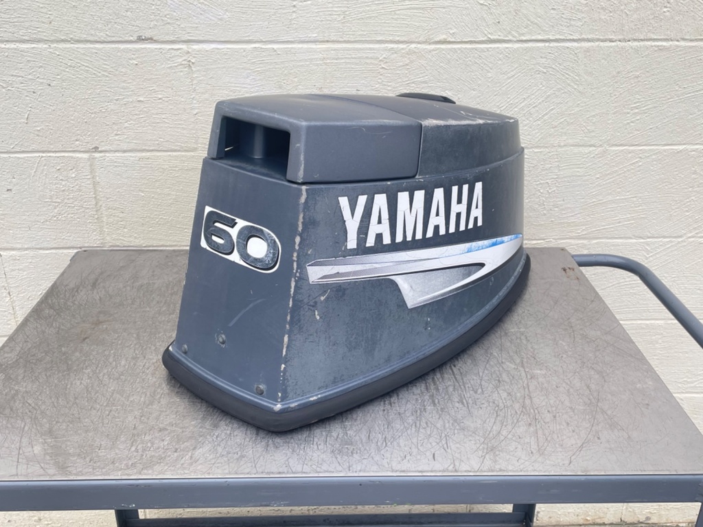2000-2006 Yamaha 60HP 2 Stroke Outboard Top Cover Cowling Hood