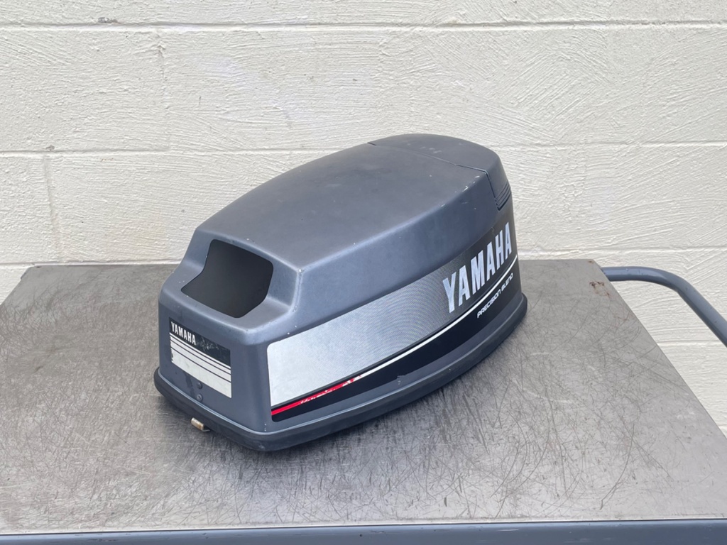 Yamaha 25HP 2 Stroke Outboard Top Cowling Cover Hood Lid Assembly