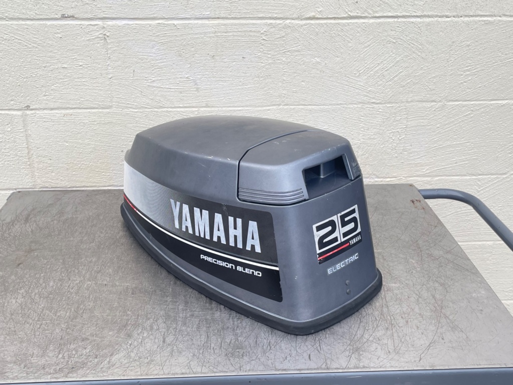 Yamaha 25HP 2 Stroke Outboard Top Cowling Cover Hood Lid Assembly