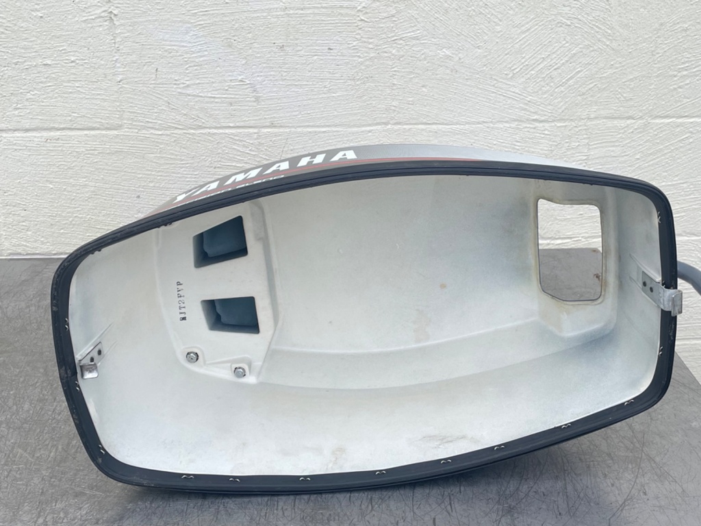 Yamaha 25HP 2 Stroke Outboard Top Cowling Cover Hood Lid Assembly