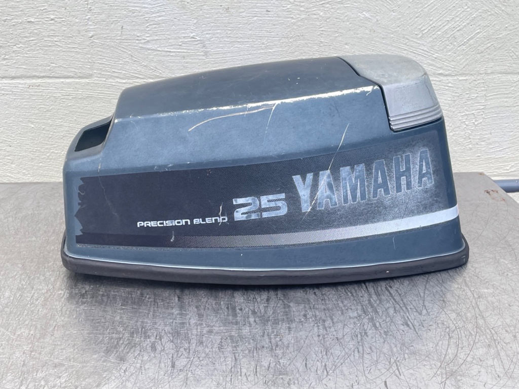 Yamaha 25HP 25 HP Outboard 2 Stroke Top Cover Cowling Hood Assembly