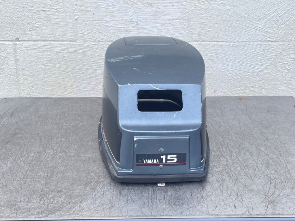 1986-1995 Yamaha 15HP Outboard 2 Stroke Top Cover Cowling Hood 6E7-42610-13-EK