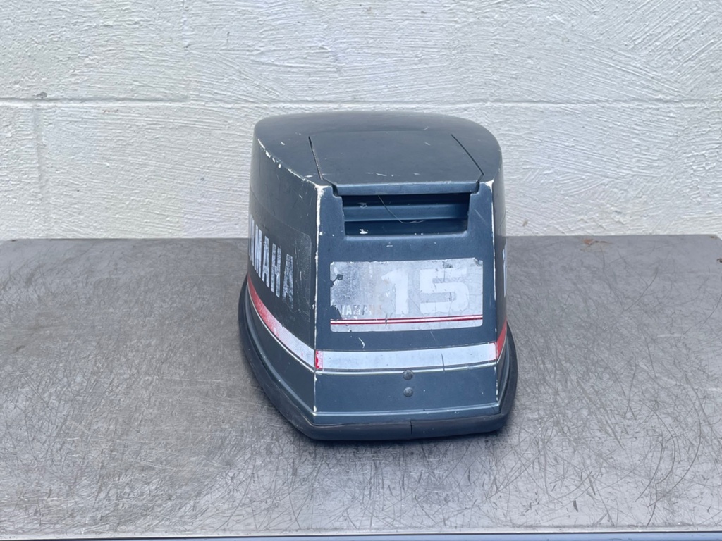 1986-1995 Yamaha 15HP Outboard 2 Stroke Top Cover Cowling Hood 6E7-42610-13-EK