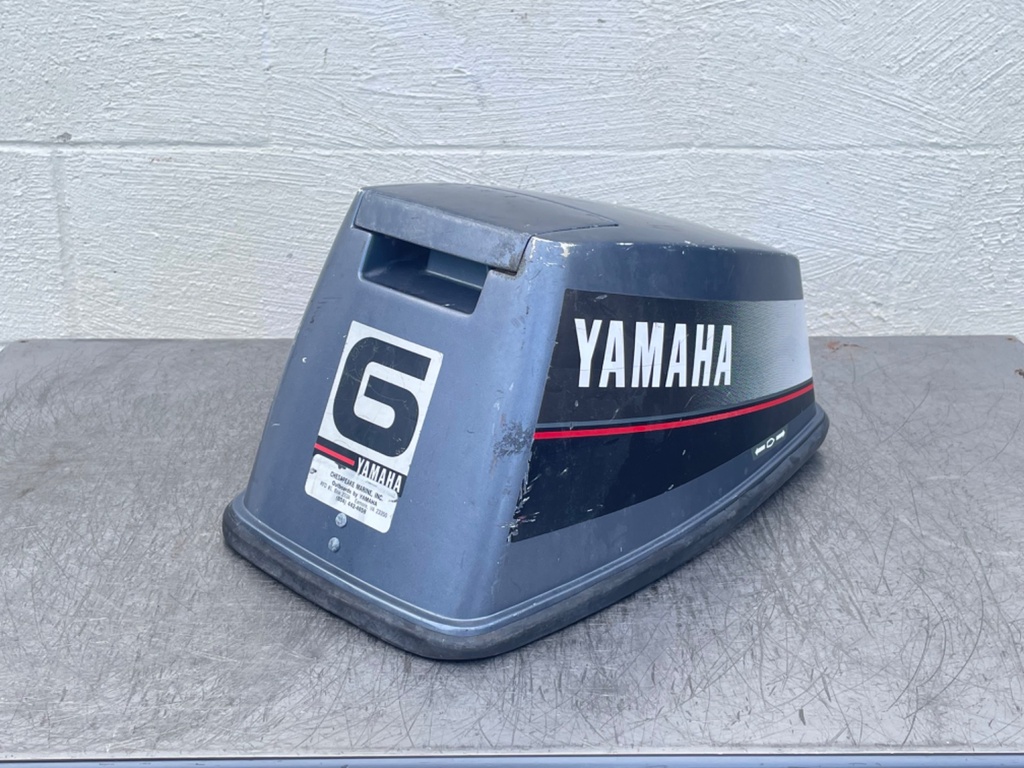 Yamaha 6 HP 6HP Outboard Engine 2 Stroke Top Cover Cowling Hood Assembly