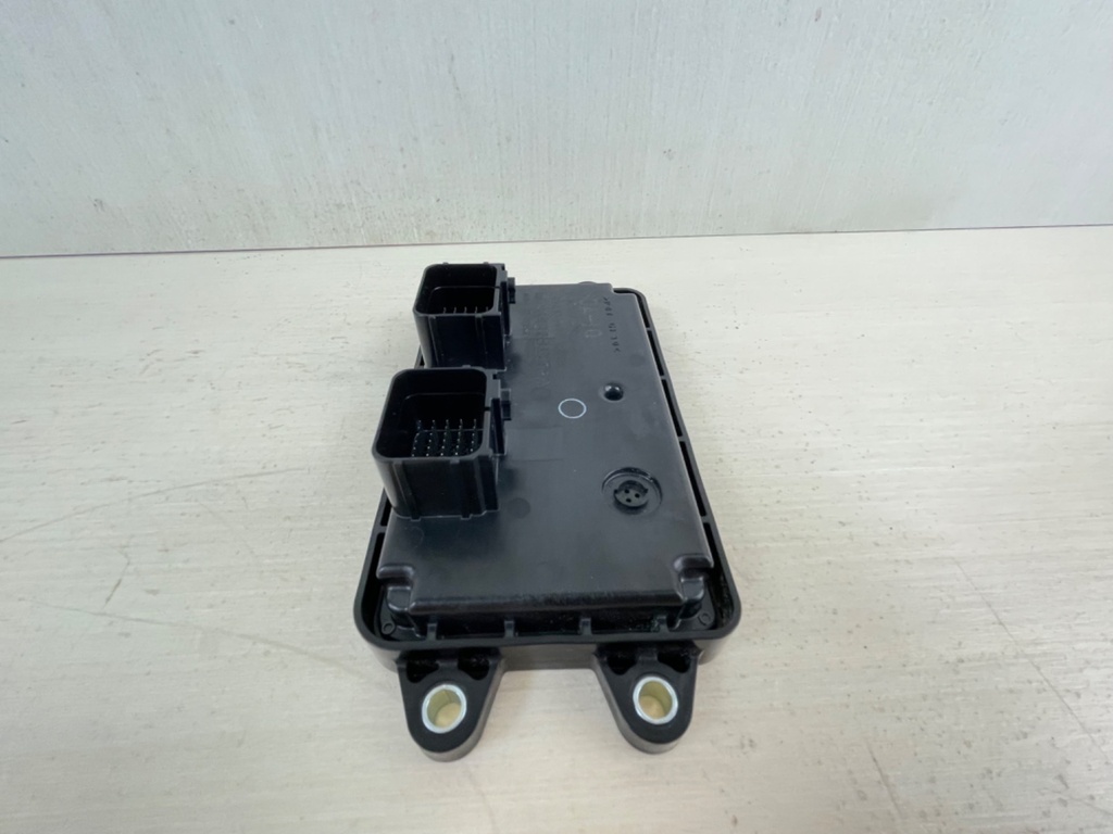 2015 Yamaha 200HP F200 4 Stroke Outboard Engine Control Unit ECU 6DA-8591A-02-00