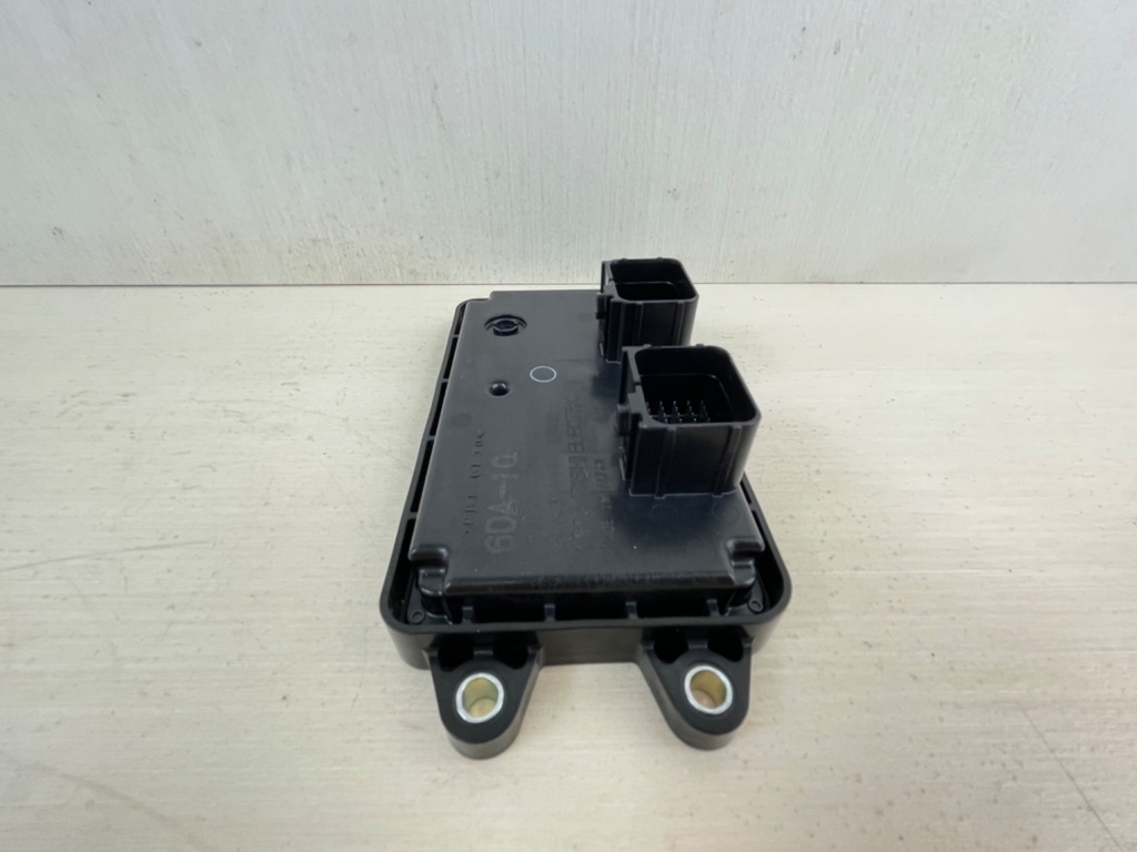 2015 Yamaha 200HP F200 4 Stroke Outboard Engine Control Unit ECU 6DA-8591A-02-00