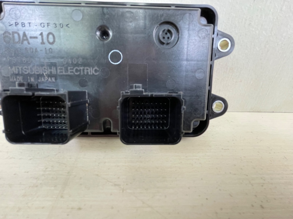 2015 Yamaha 200HP F200 4 Stroke Outboard Engine Control Unit ECU 6DA-8591A-02-00