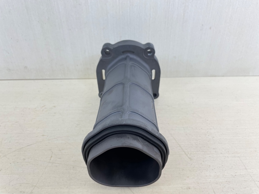 08-17 Yamaha 150 175 200 HP 4 Stroke Outboard Exhaust Manifold 63P-41131-01-9S