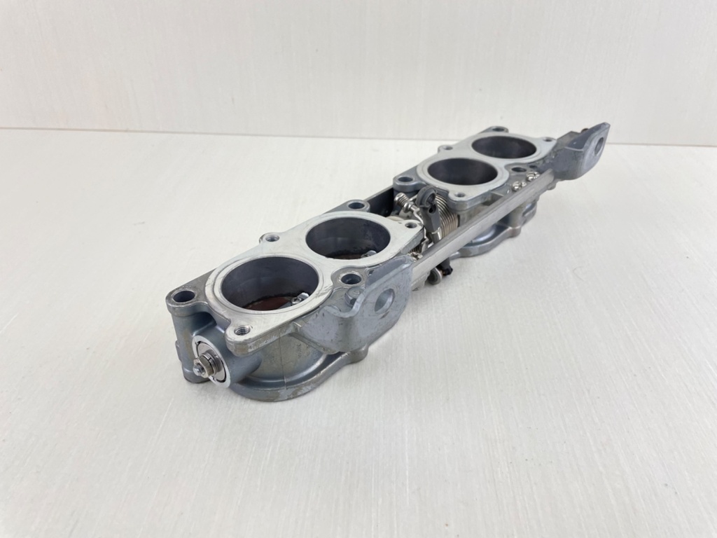 2014 Yamaha F150 150HP 4 Stroke Outboard Throttle Body Assembly 63P-13751-01-00