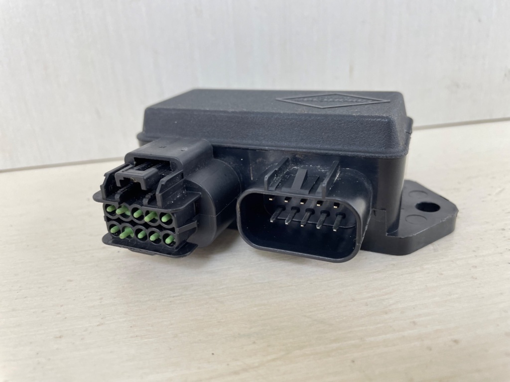 Mercury Smartcraft 4-Way 4-Port Junction Box 878492A14