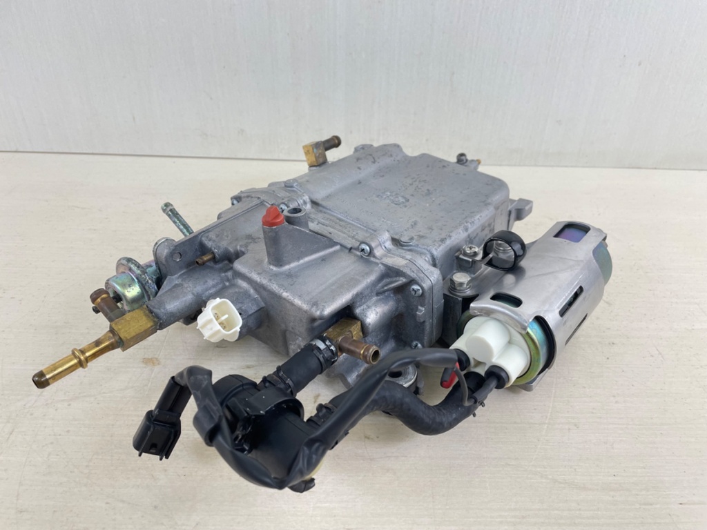 2008 Yamaha 250HP 4 Stroke Float Chamber Assembly VST Fuel 6P2-14180-04-00