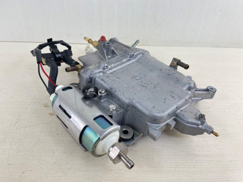 2008 Yamaha 250HP 4 Stroke Float Chamber Assembly VST Fuel 6P2-14180-04-00