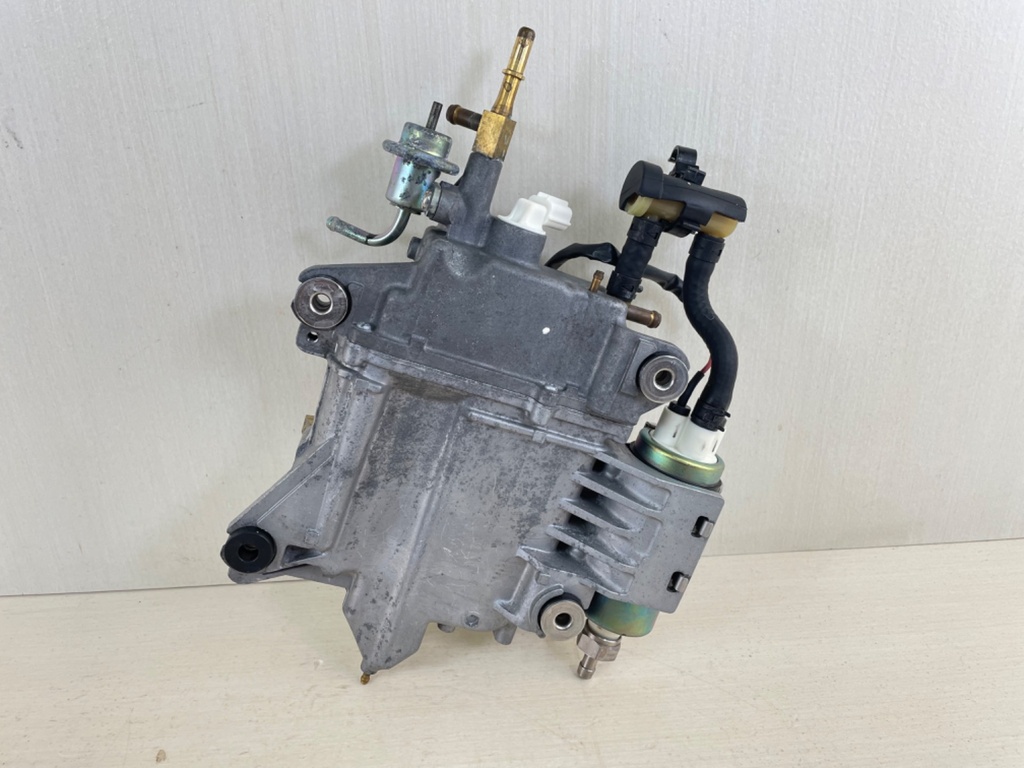 2008 Yamaha 250HP 4 Stroke Float Chamber Assembly VST Fuel 6P2-14180-04-00