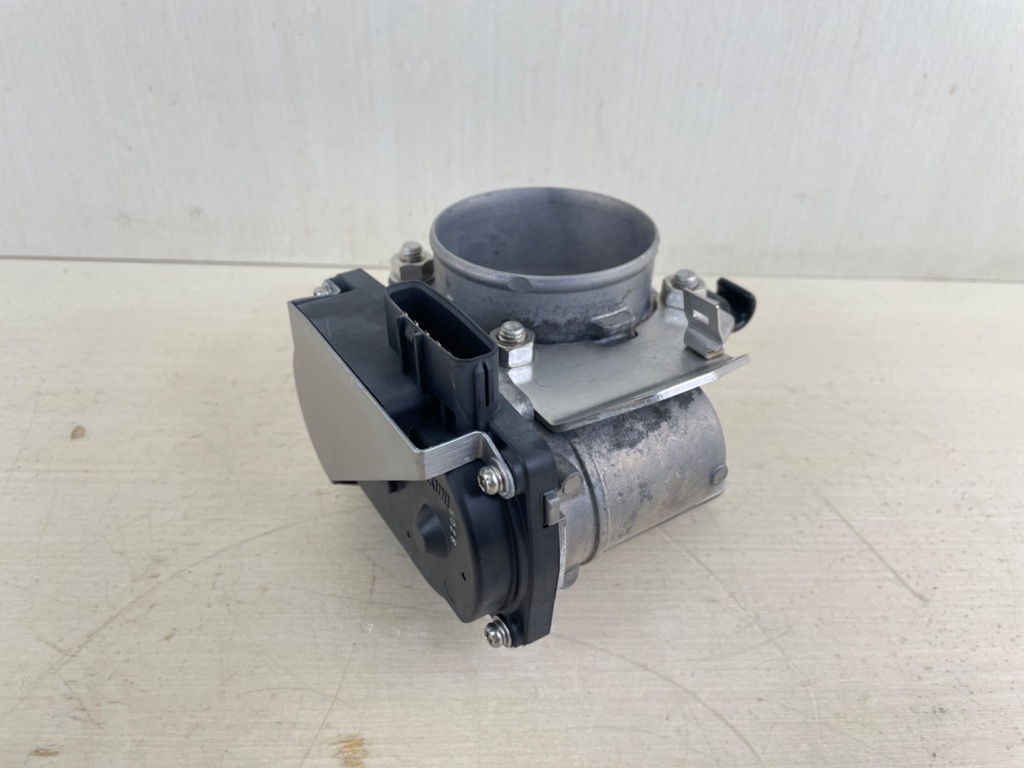 2008 Yamaha 250HP 3.3L 4 Stroke Outboard Throttle Body Assembly 6P2-13751-00-00