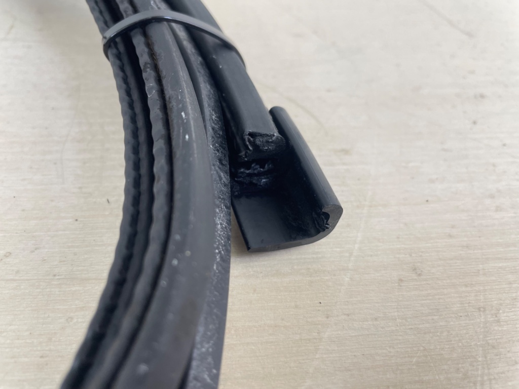 2005-17 Yamaha 200 225 250 Bottom Cowling Seal 6P2-42615-00-00