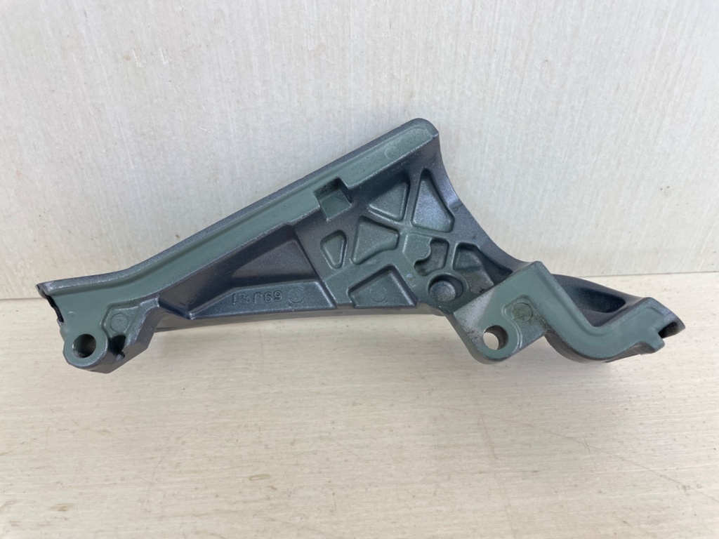 05 - 07 Yamaha 225 250HP 4 Stroke Outboard Cable Cover Plate Fitting 6P2-42738-00-8D