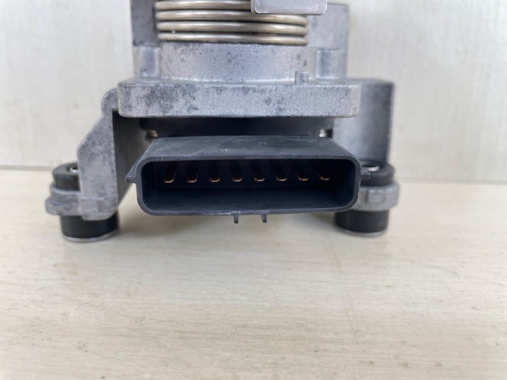 2005-18 Yamaha 200 225 250 HP 4 Stroke Outboard Throttle Sensor Unit 6P2-8A410-00-00