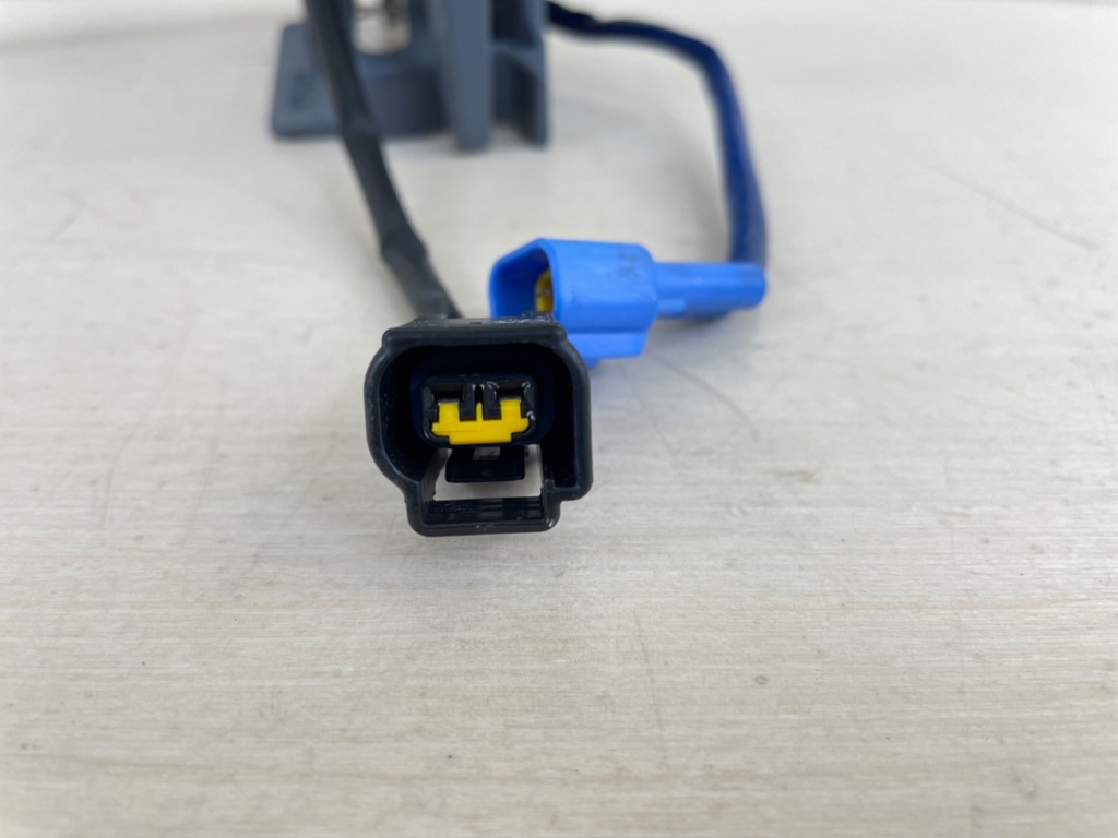 2006 Yamaha 250HP 4 Stroke Outboard Switch & Bracket Assembly 60V-8259F-01-00