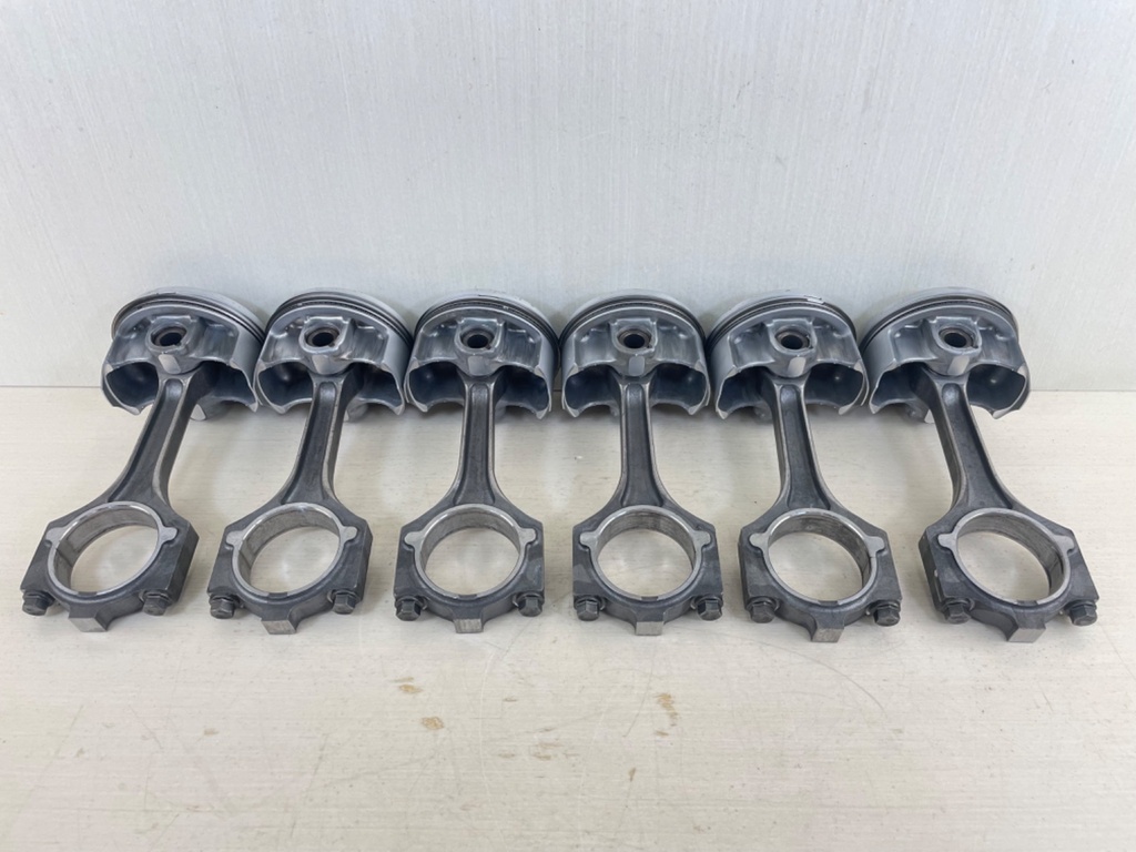 2006 Yamaha 250HP 4 Stroke Outboard Standard Piston Assembly Set 6P2-11631-01-93