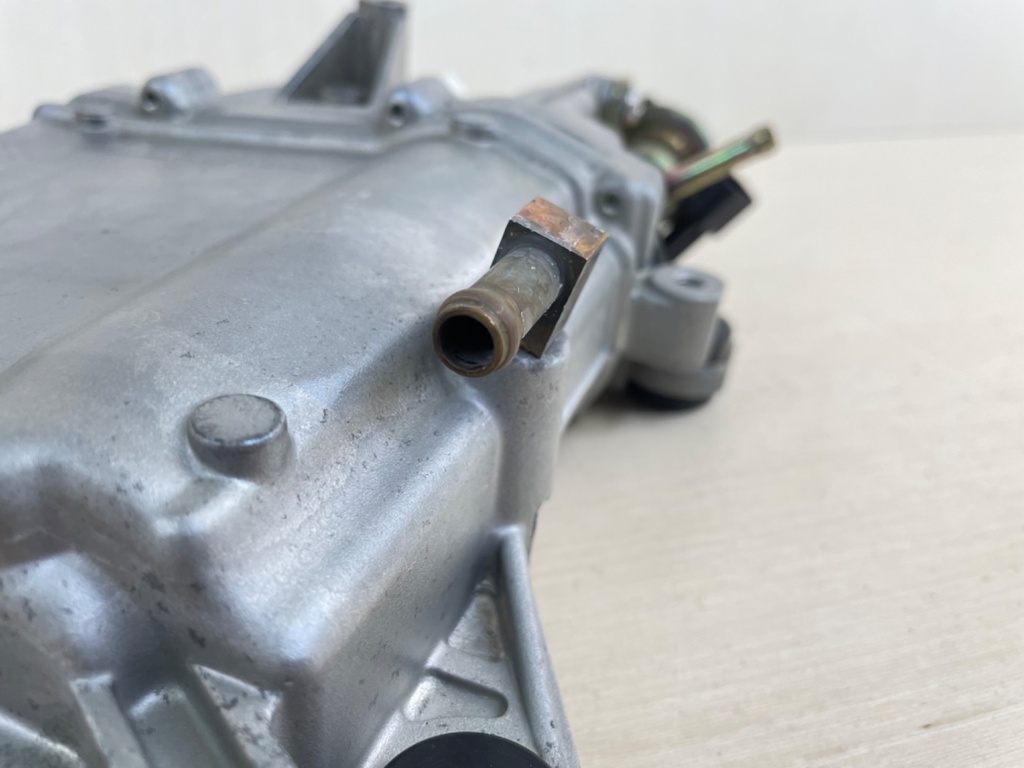 2006 Yamaha 250HP 4 Stroke Float Chamber Assembly VST Fuel 6P2-14180-01-00