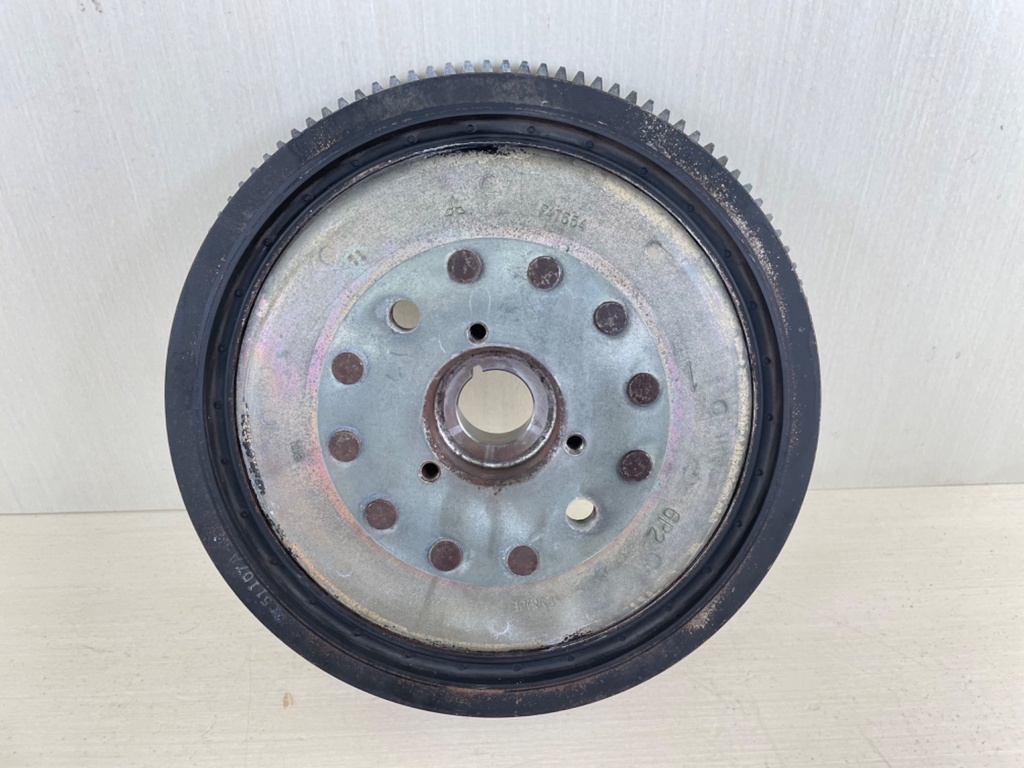 2006 Yamaha 250HP 4 Stroke Flywheel Rotor Assembly 6P2-81450-00-00