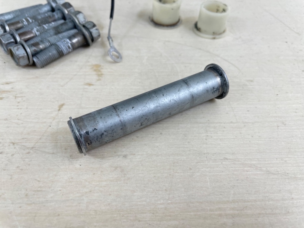 02-18 Yamaha 200 225 250 300 HP 4 Stroke Outboard Power Trim Tilt Unit - Used