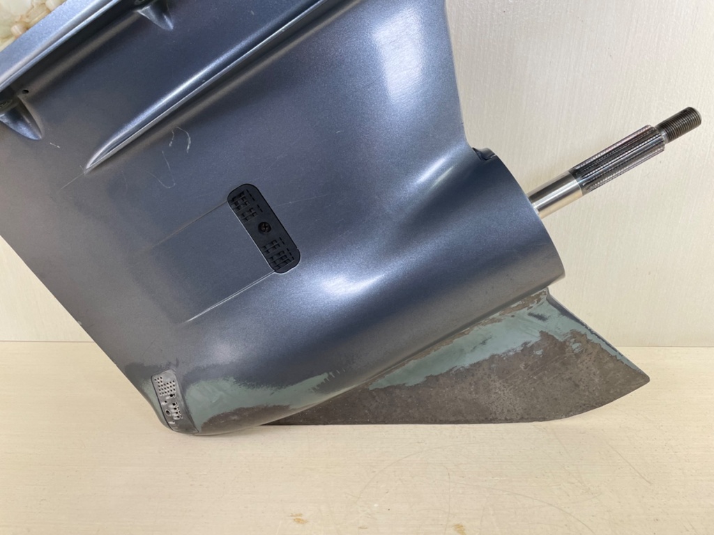 Yamaha 250HP F250 3.3L 25" Shaft Lower Unit Gear Case RH Standard Rotation