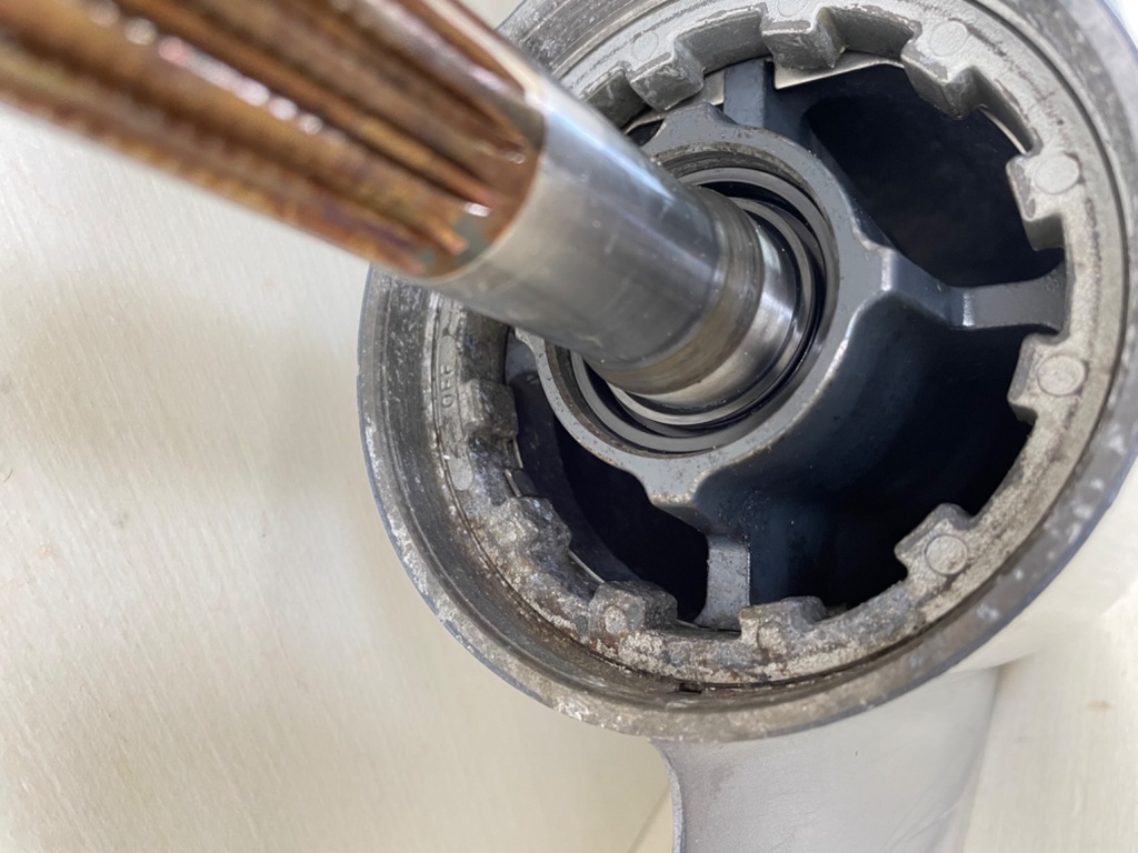 2012+ Yamaha 200HP F200 4 Stroke Outboard 25" XL Lower Unit Gear Case RH 6DA-45300-10-8D