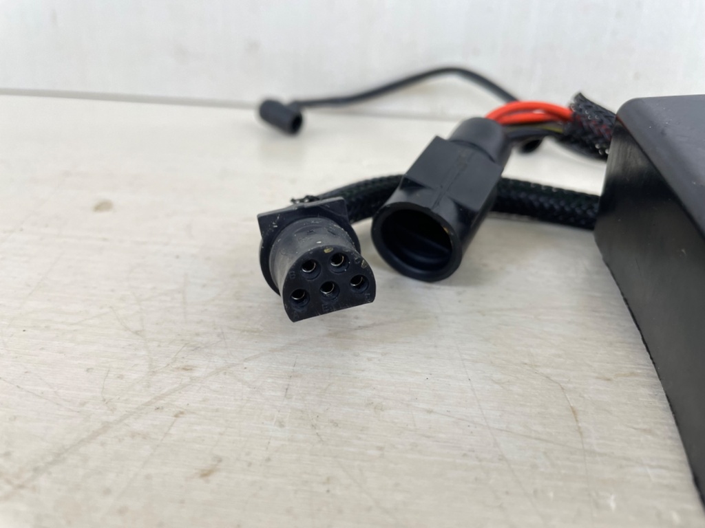 1997 Johnson 70HP 2 Stroke Outboard Powerpack Assembly 5004533