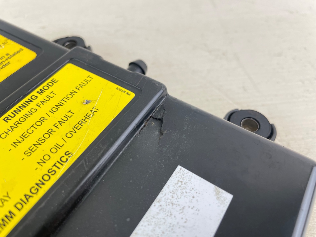 2008 Evinrude Etec 90HP Outboard Engine ECU EMM Engine Computer 586970