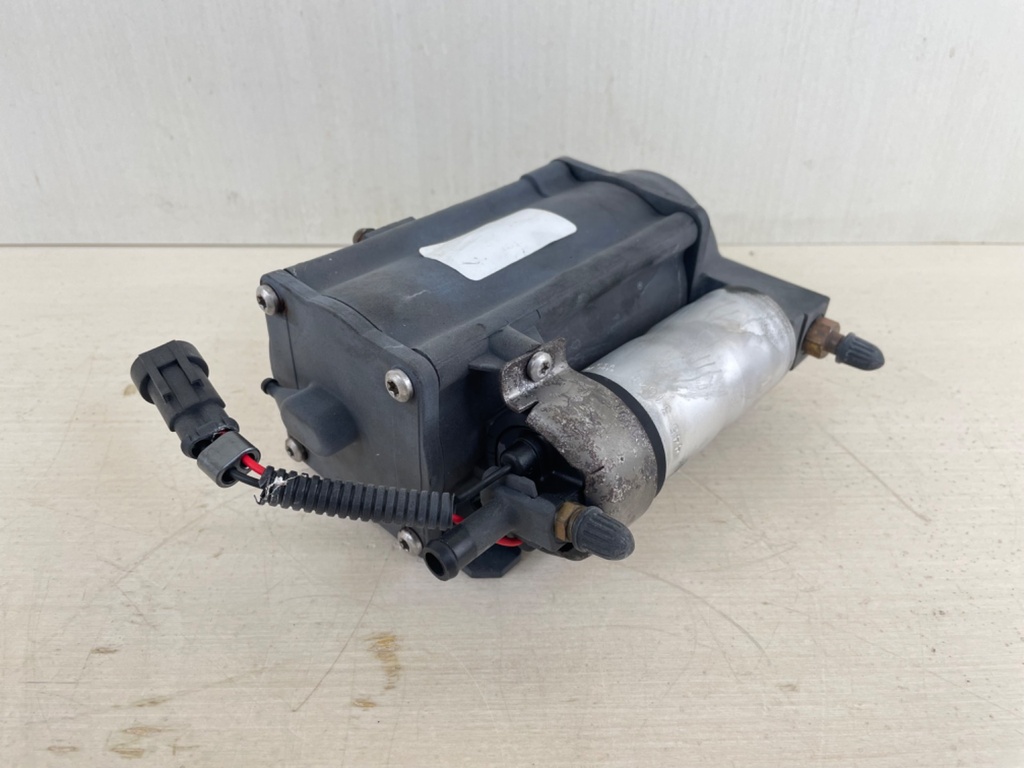 2006 Evinrude 90HP Etec 2 Stroke Outboard Fuel Pump Vapor Separator VST 5006085