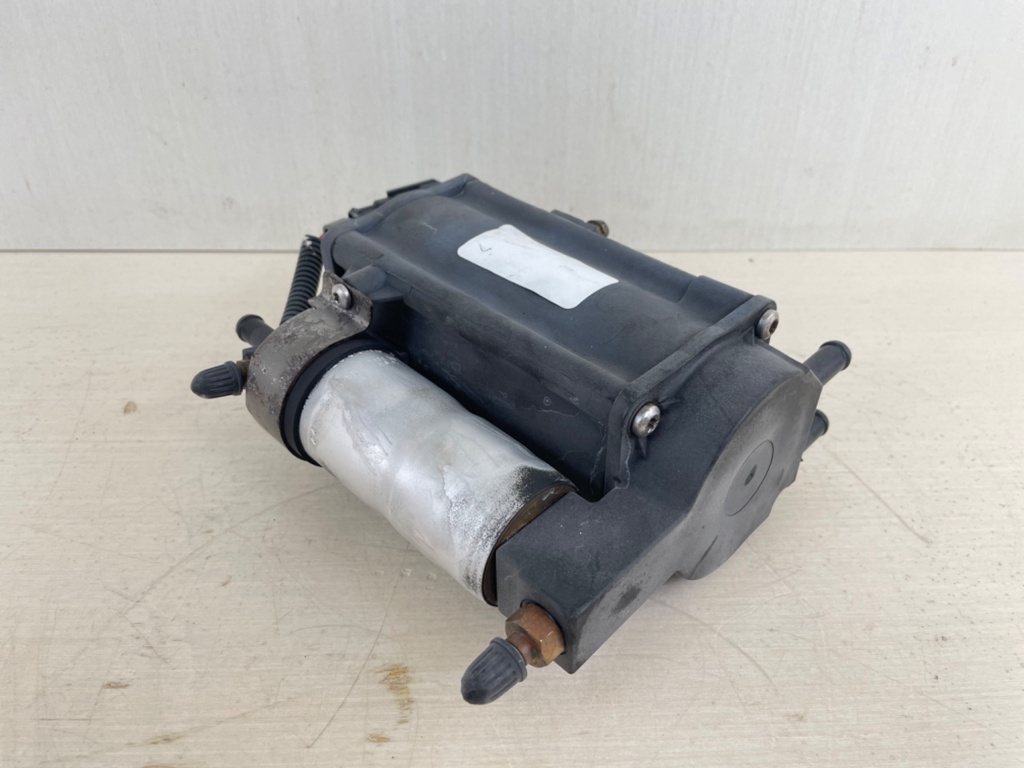 2006 Evinrude 90HP Etec 2 Stroke Outboard Fuel Pump Vapor Separator VST 5006085