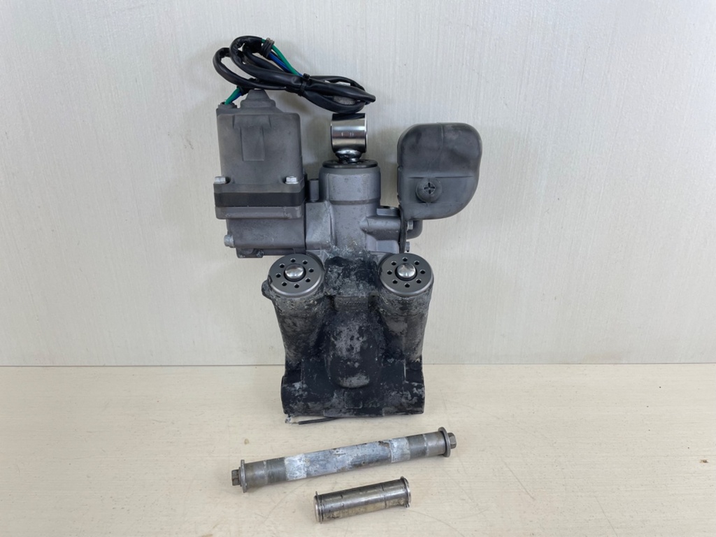 1999 & Up Honda Outboard 75 90 115 130 HP Power Trim Tilt Unit Assembly 56000-ZW1-708