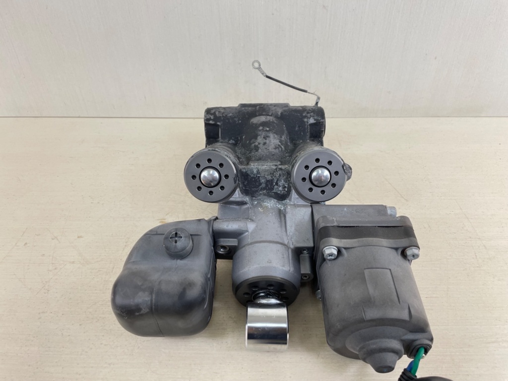 1999 & Up Honda Outboard 75 90 115 130 HP Power Trim Tilt Unit Assembly 56000-ZW1-708