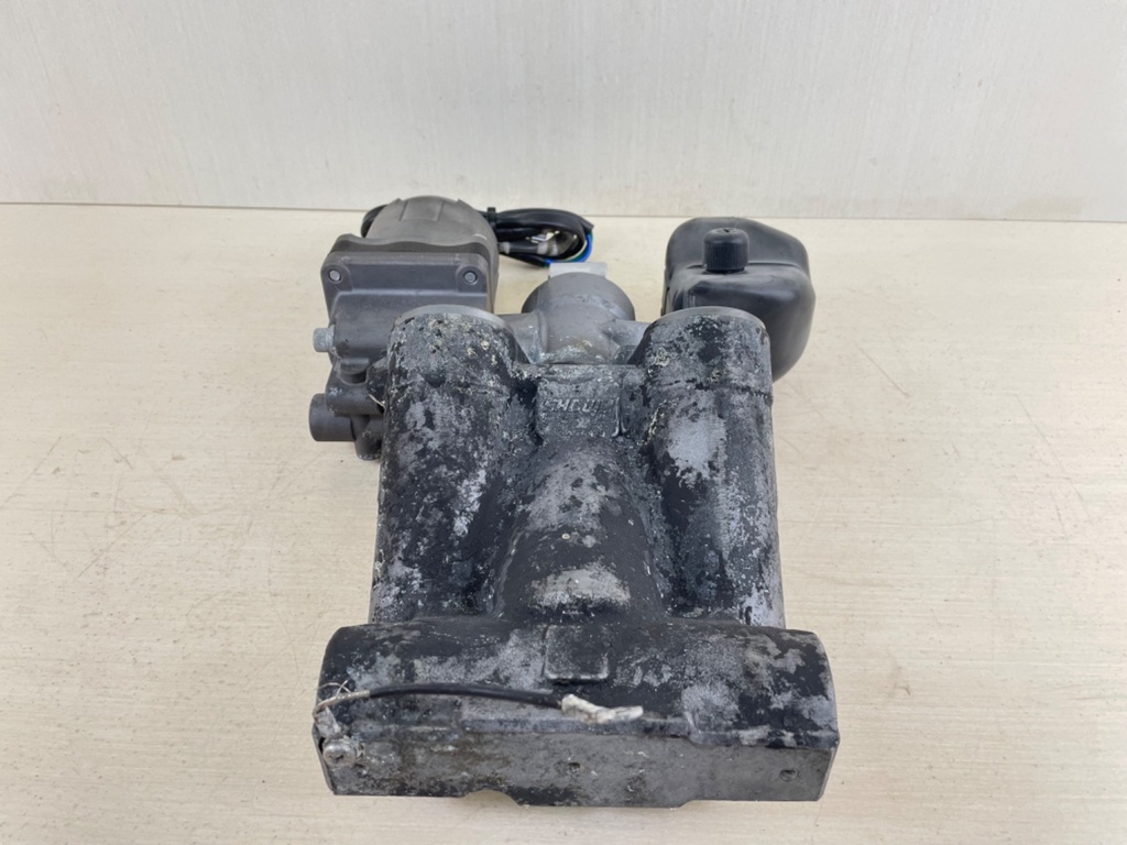 1999 & Up Honda Outboard 75 90 115 130 HP Power Trim Tilt Unit Assembly 56000-ZW1-708