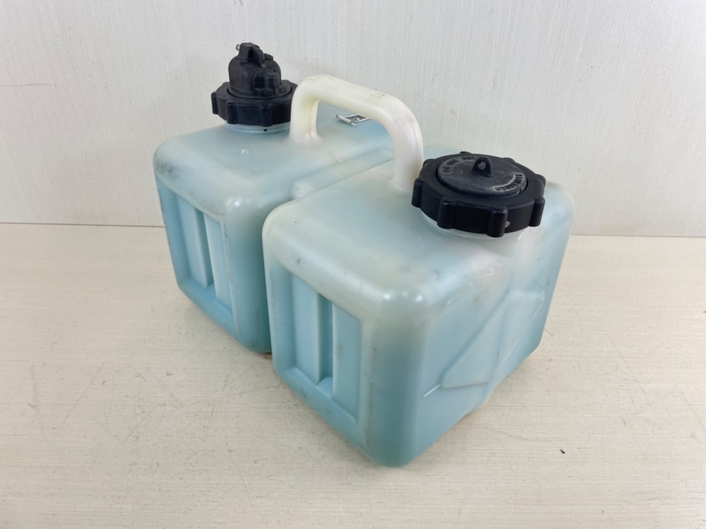 Mercury Marine Outboard Remote Oil Tank 3 Gallon 1257-8742A23 OEM