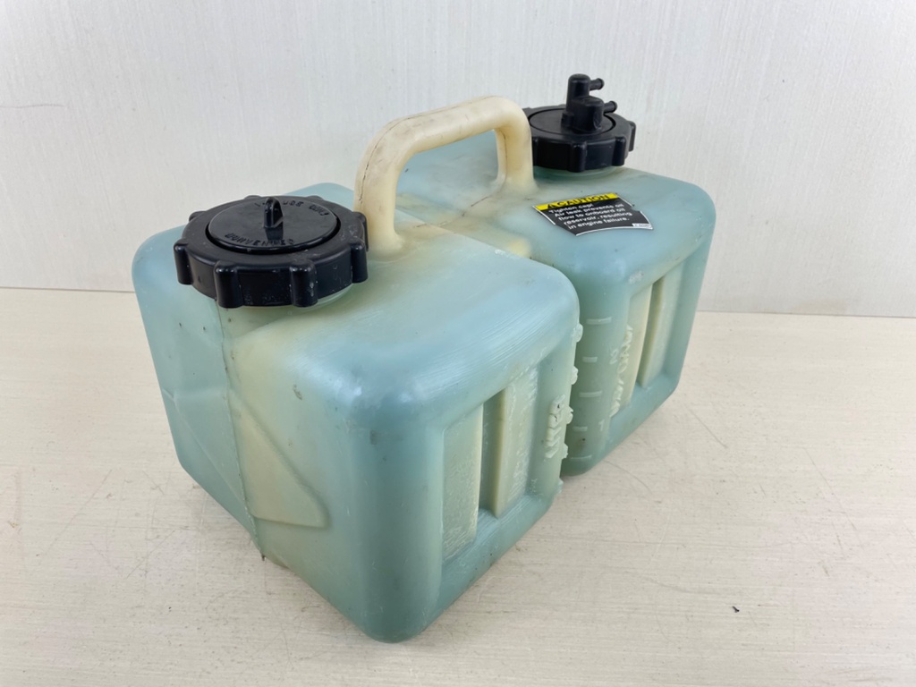Mercury Optimax Two 2 Stroke Outboard Remote Oil Tank Resevoir 3 Gallon - Used