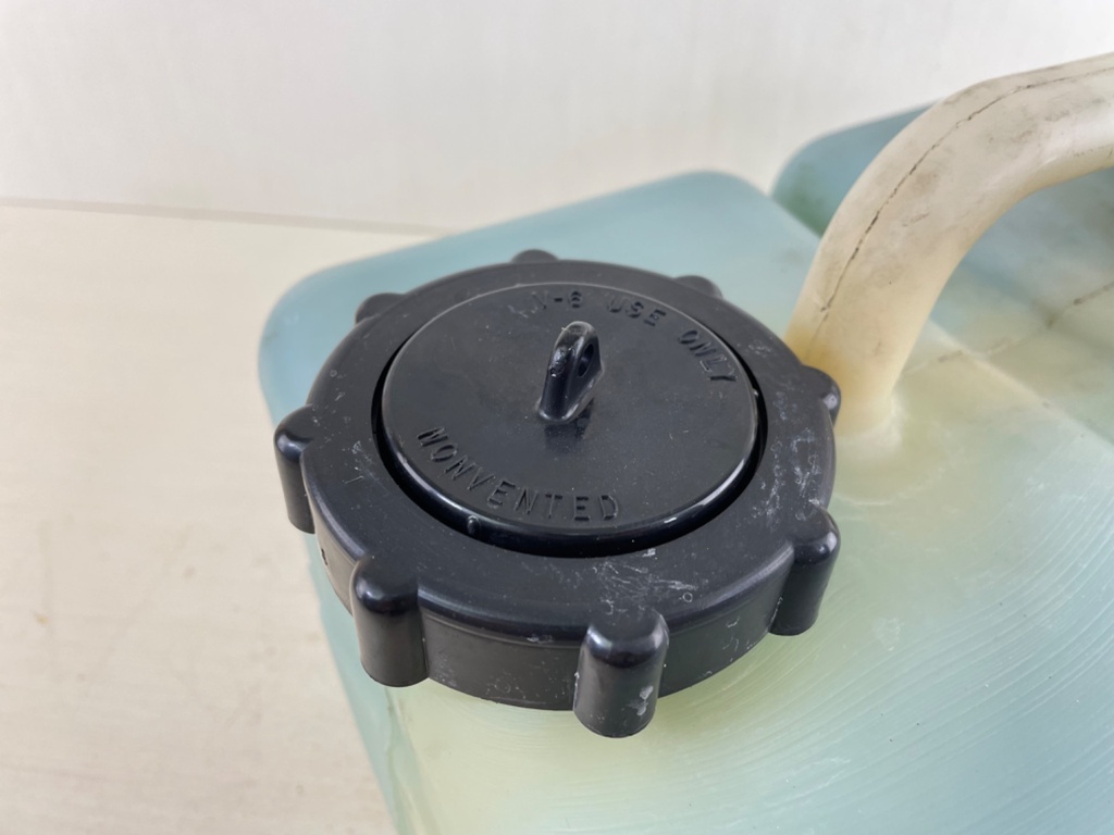 Mercury Optimax Two 2 Stroke Outboard Remote Oil Tank Resevoir 3 Gallon - Used