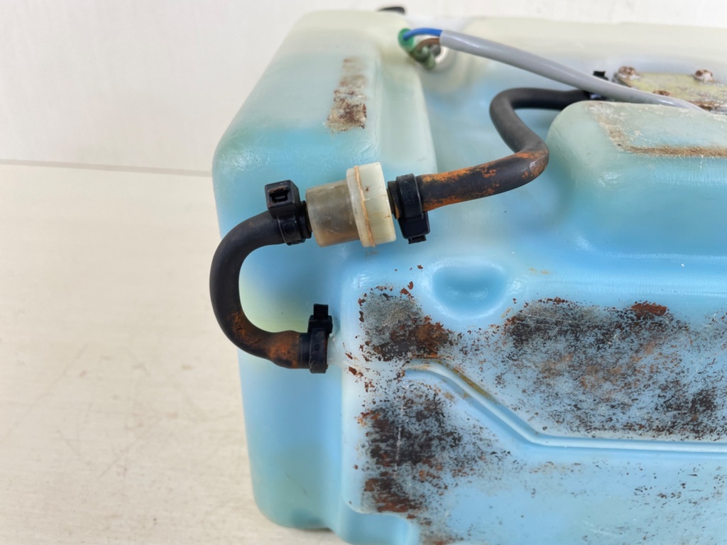 Yamaha Outboard 2 Stroke 10.5L Remote Oil Tank With Pump & Sensor 2.8 Gallons