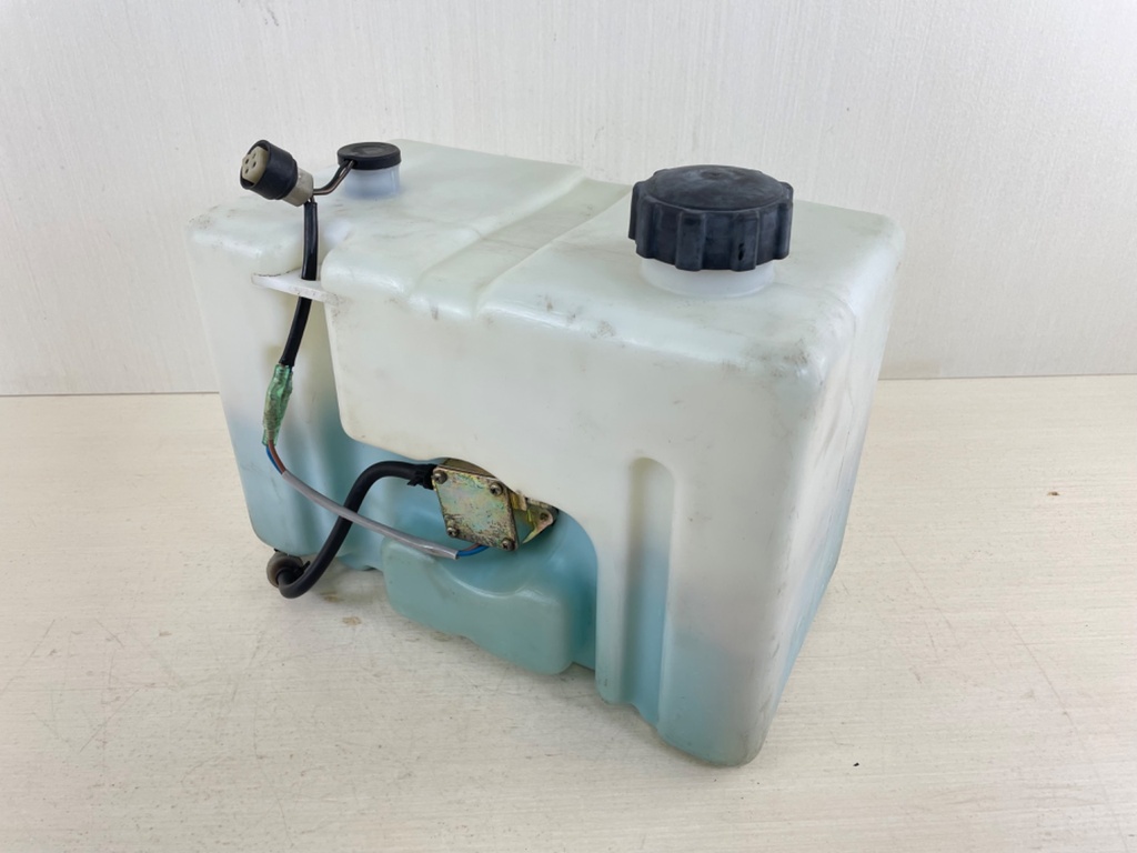 Yamaha Outboard 2 Stroke 10.5L Remote Sub Oil Tank With Pump & Sensor