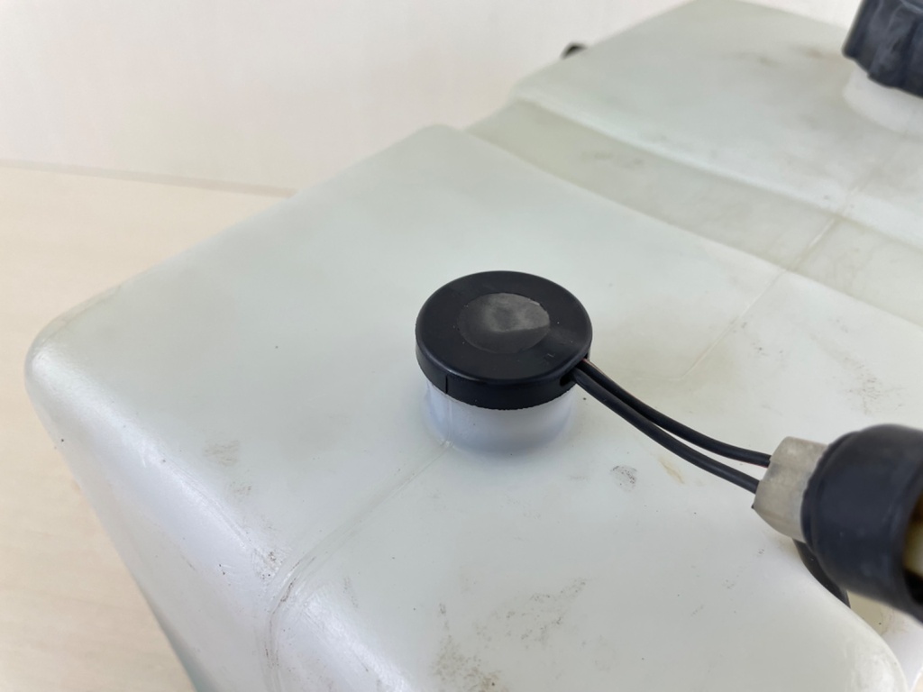 Yamaha Outboard 2 Stroke 10.5L Remote Sub Oil Tank With Pump & Sensor