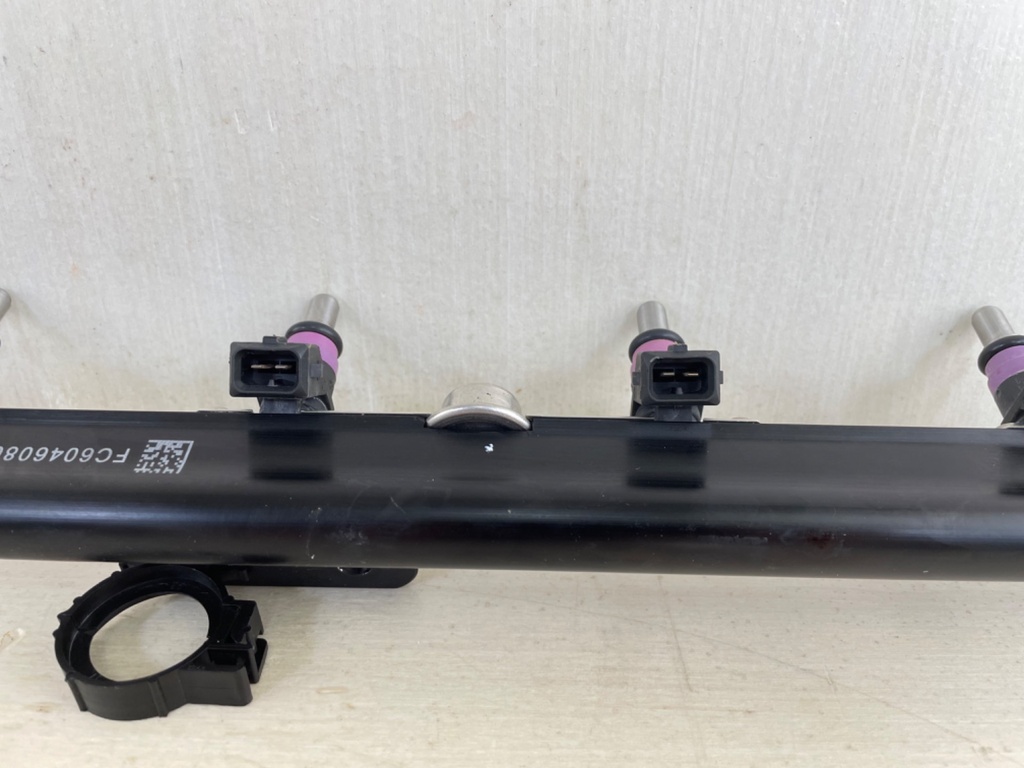 Mercury Verado 200 225 250 275 250 HP L6 Fuel Rail & Injectors Set 8M0006027