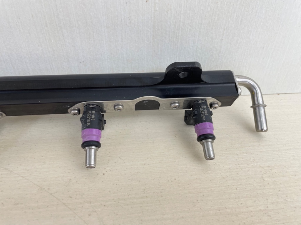 Mercury Verado 200 225 250 275 250 HP L6 Fuel Rail & Injectors Set 8M0006027