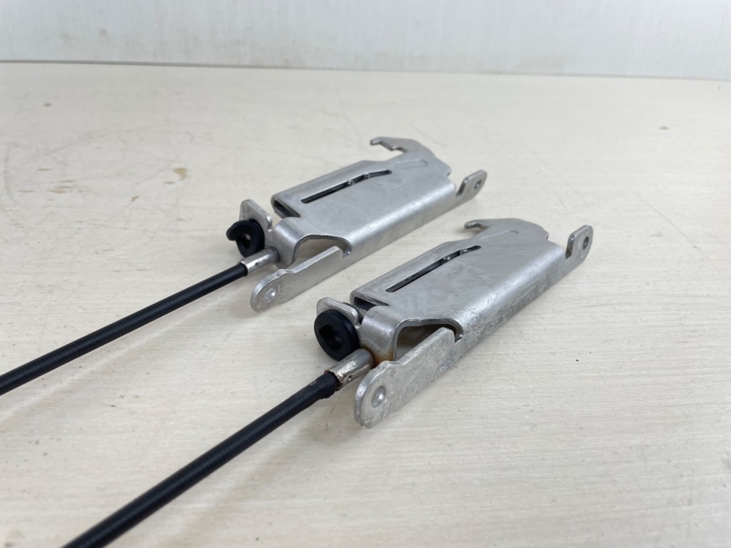 Mercury Verado Side Cowling Latch Assembly Set 888974A02