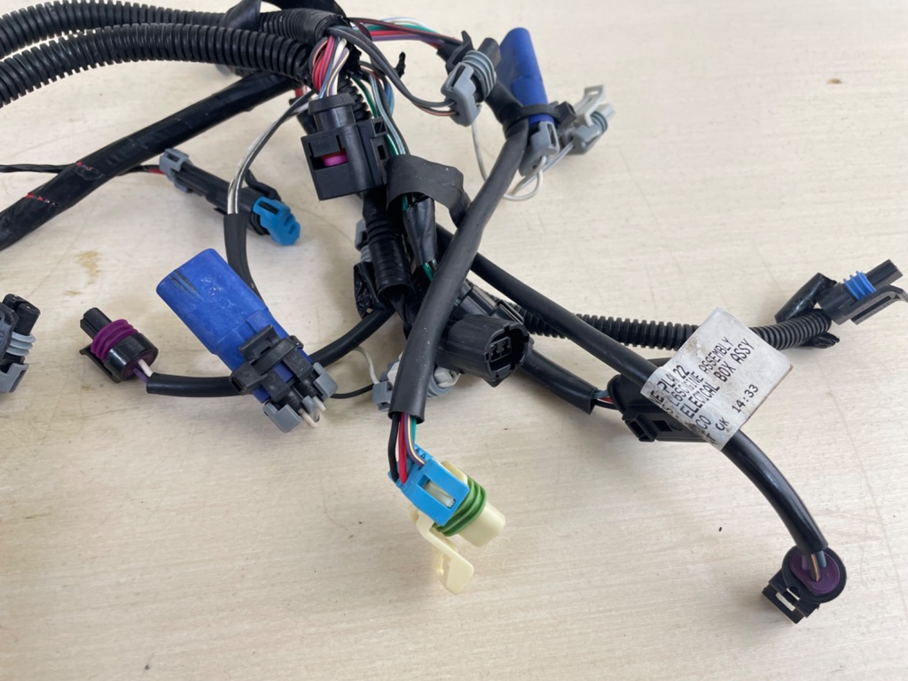 2006-2007 Mercury Verado 200 225 250 275 300 HP L6 Engine Wire Harness 880616T05