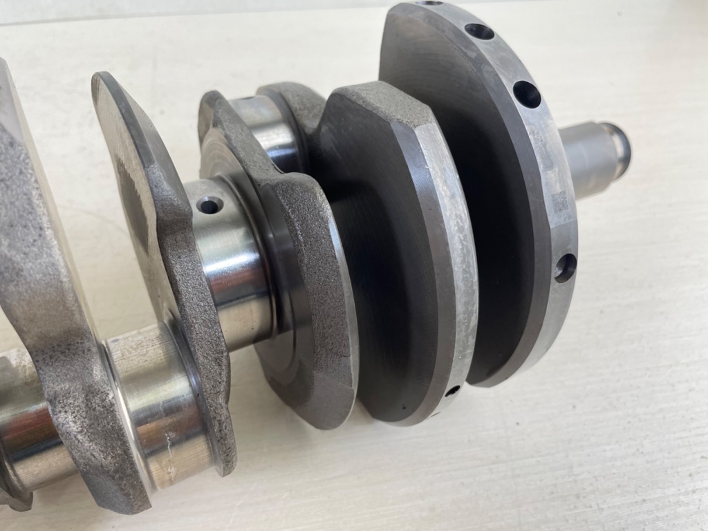 2006 Yamaha F 200 225HP 4 Stroke Outboard Crankshaft Crank 69J-11411-00-00