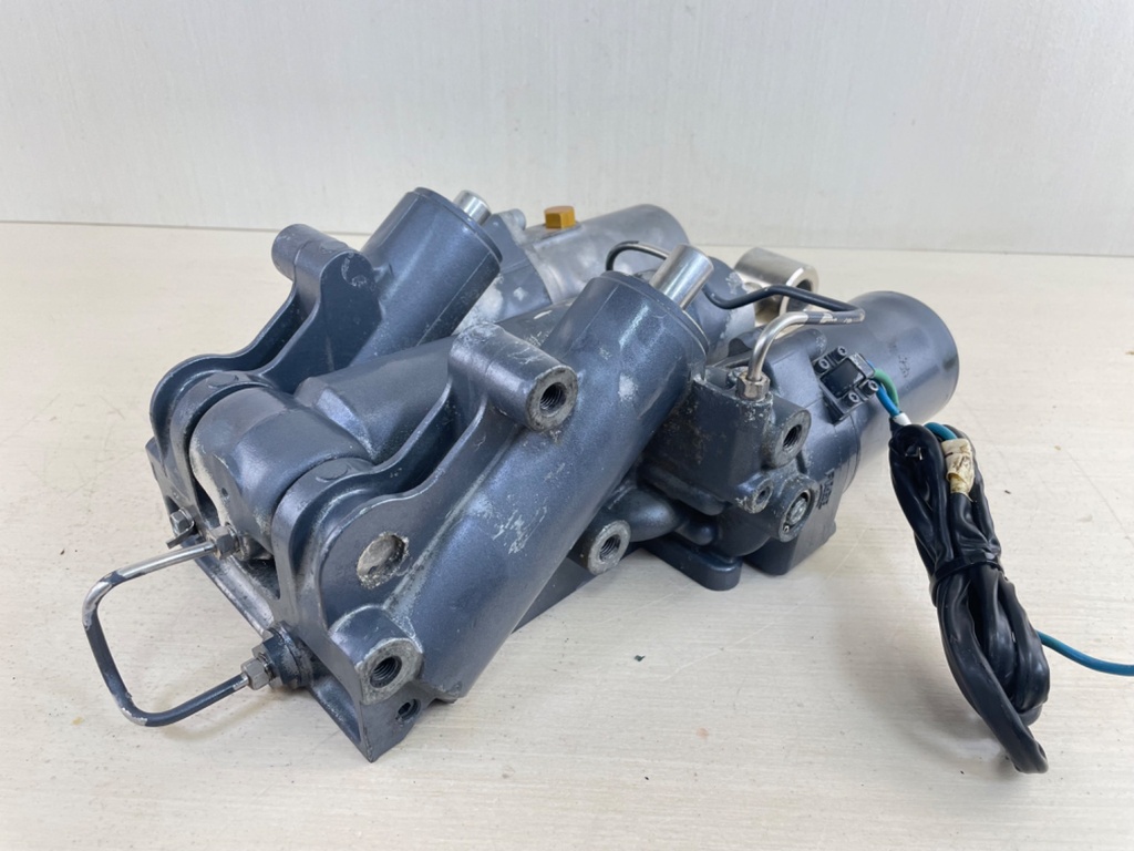 02-18 Yamaha 200 225 250 300 HP 4 Stroke Outboard Power Trim Tilt Unit - Fully Tested