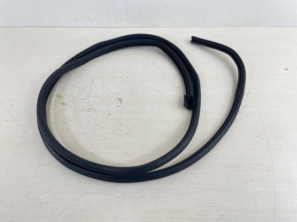 2005-17 Yamaha 200 225 250 Bottom Lower Pan Cowling Seal 6P2-42615-00-00