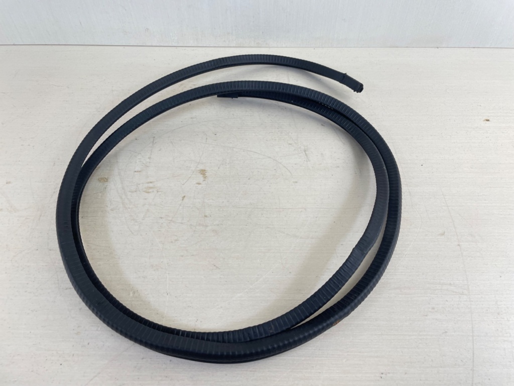 2005-17 Yamaha 200 225 250 Bottom Lower Pan Cowling Seal 6P2-42615-00-00